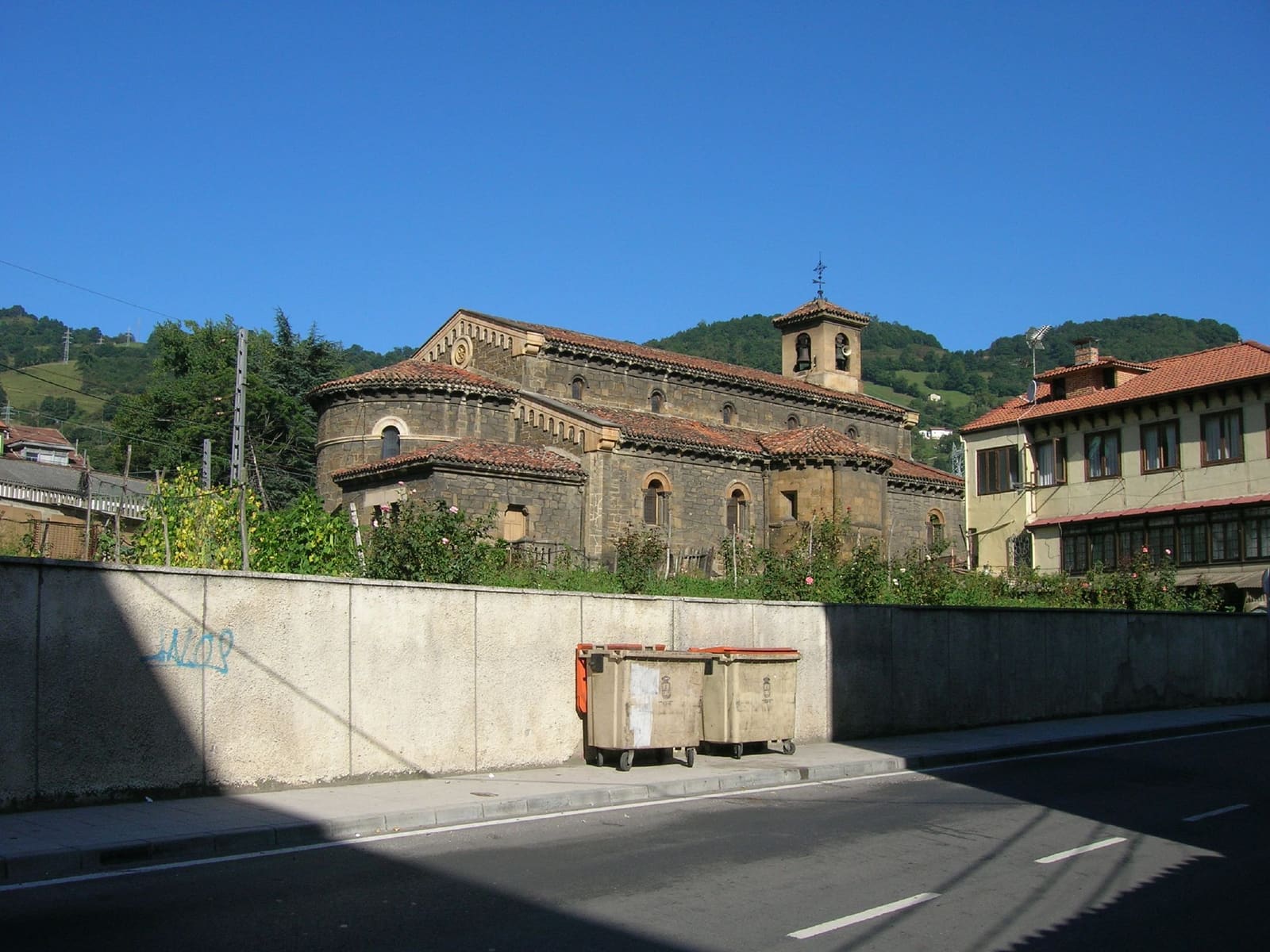 Iglesia de Santa Eulalia de Ujo