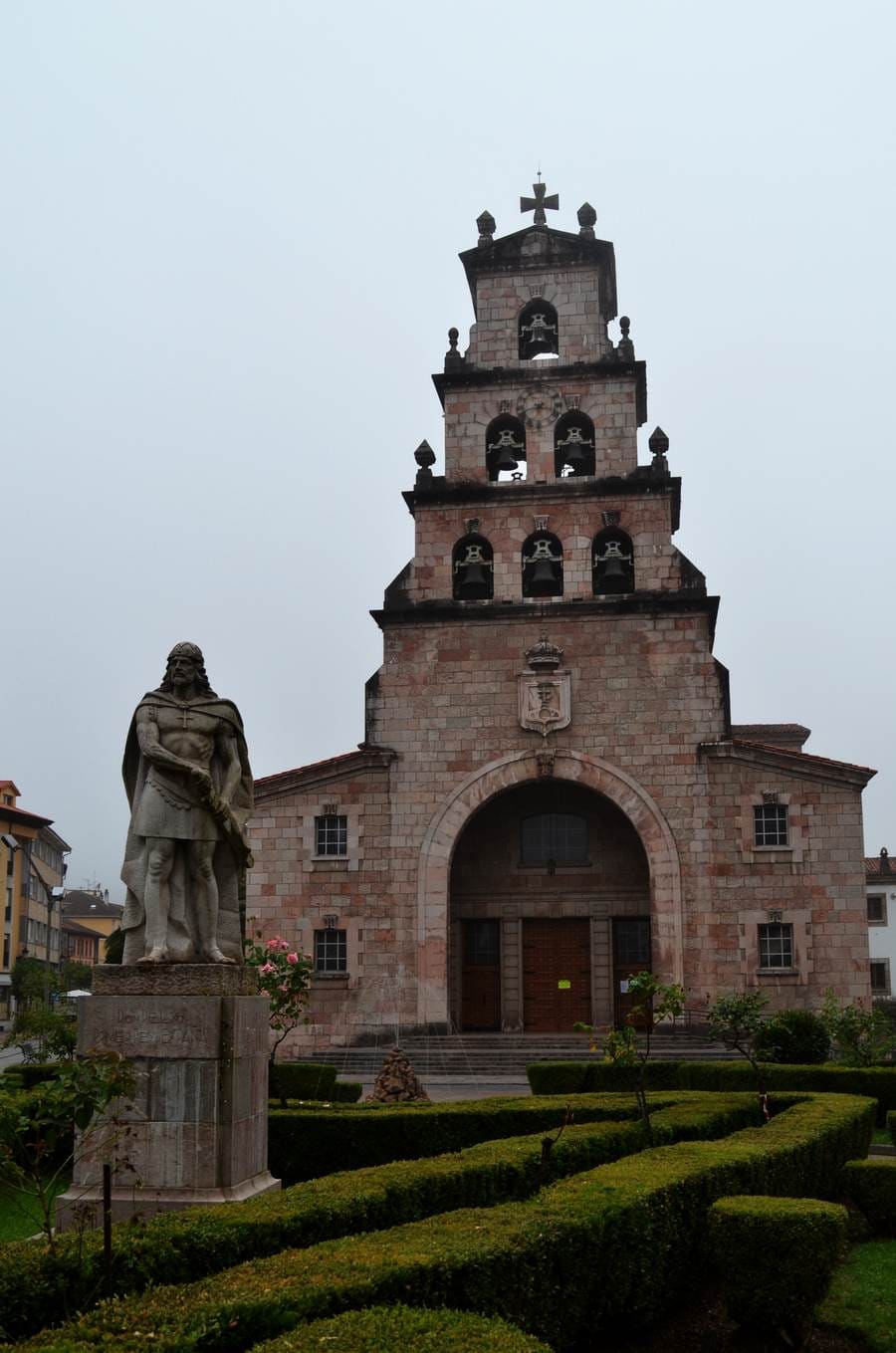 Antigua Iglesia de Santa María (Aula del Reino de Asturias)