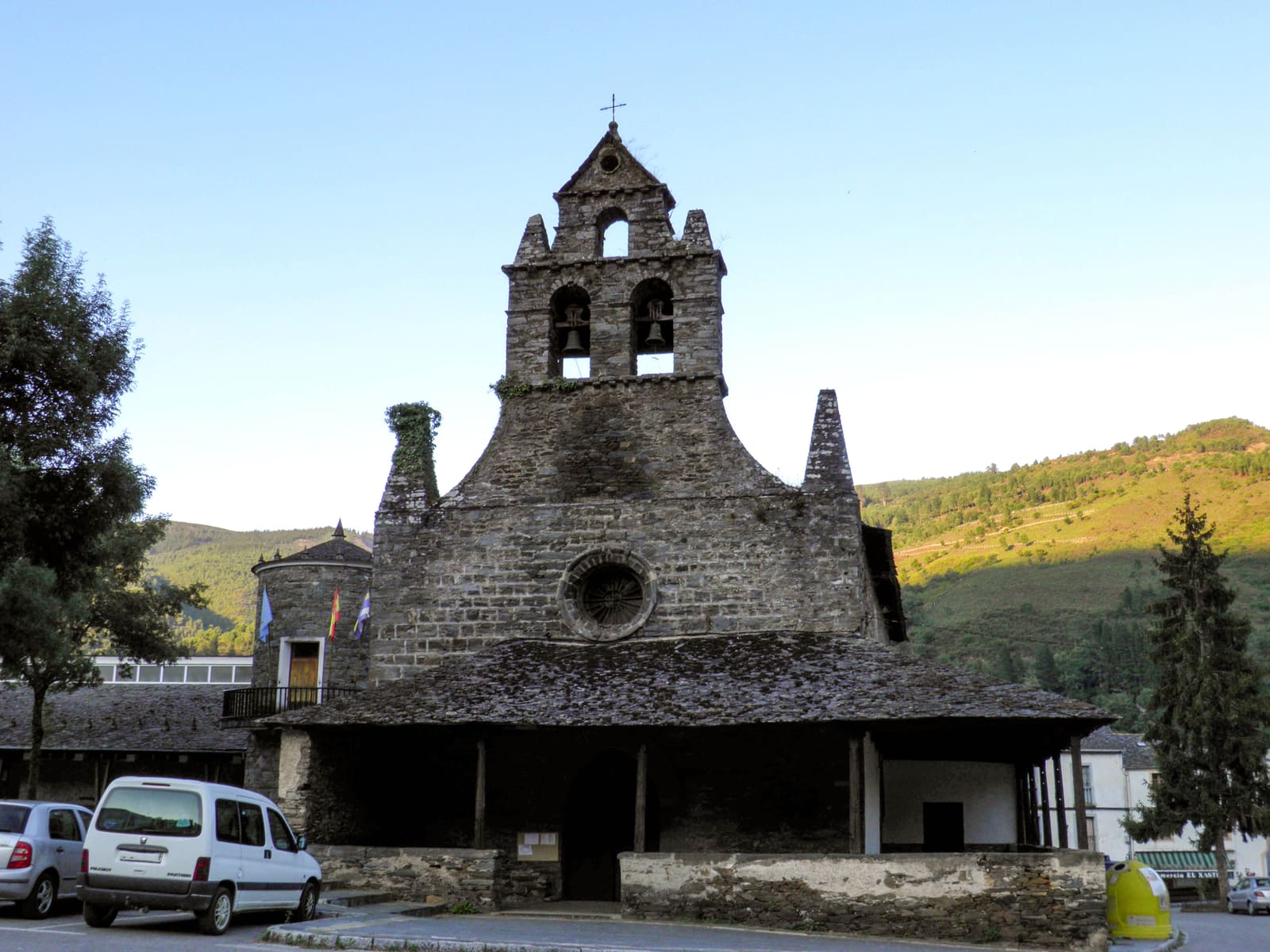 Iglesia de Santa María de Cecos