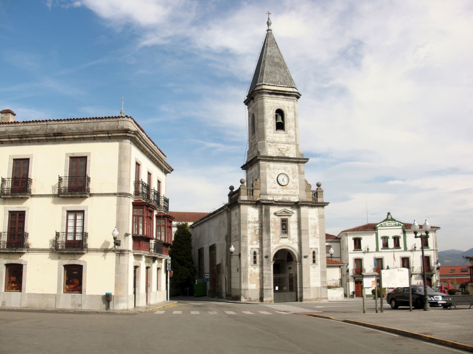 Iglesia de Santa María de Muros