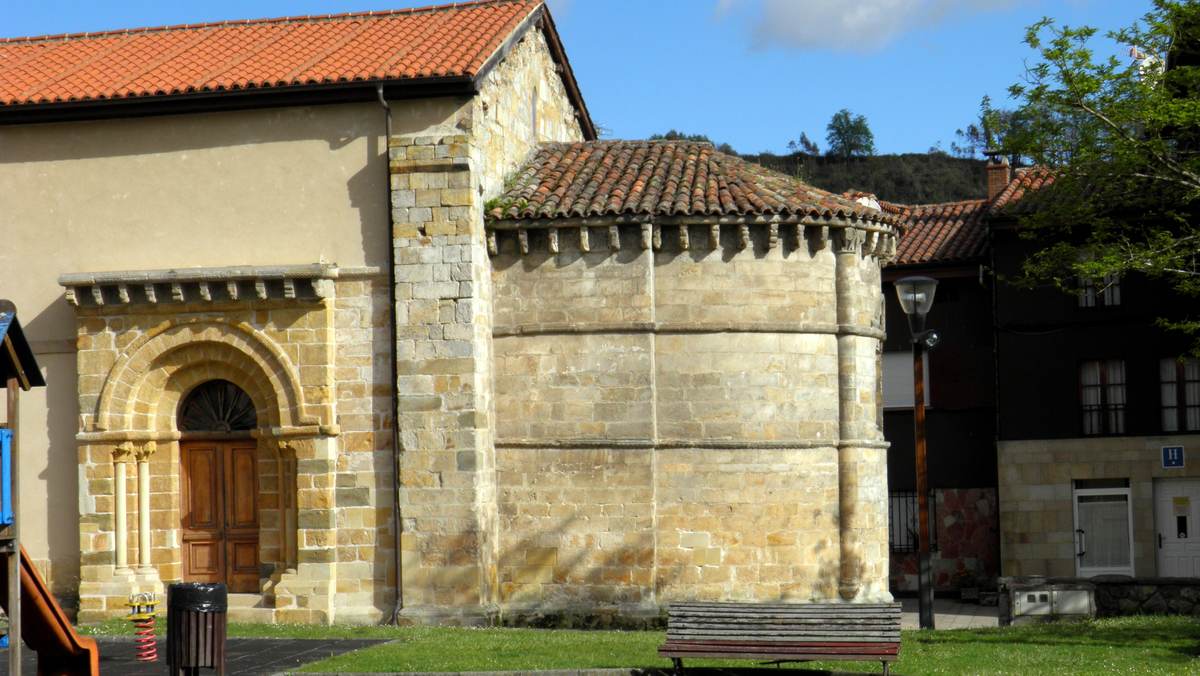 Iglesia de Santa María de Villamayor