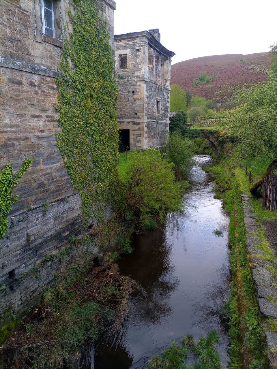 Monasterio de Santa María de Villanueva de Oscos