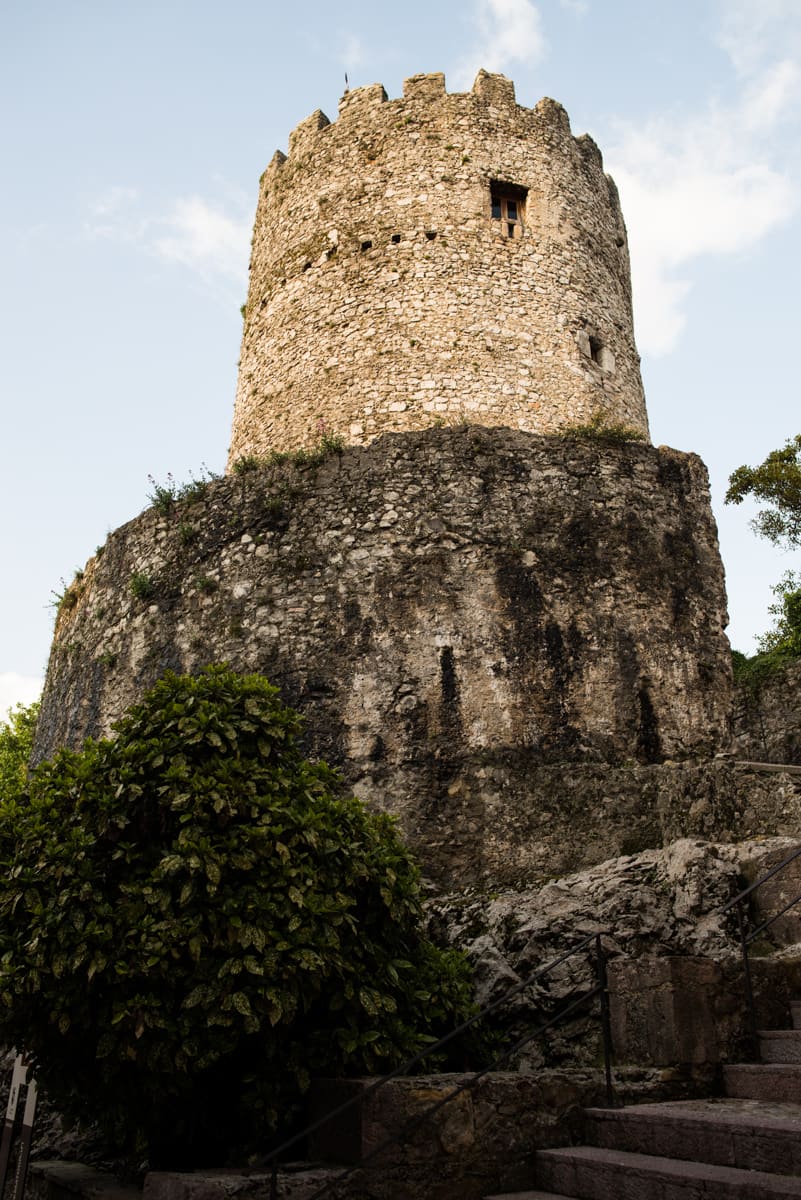 Muralla y Torreón de Llanes