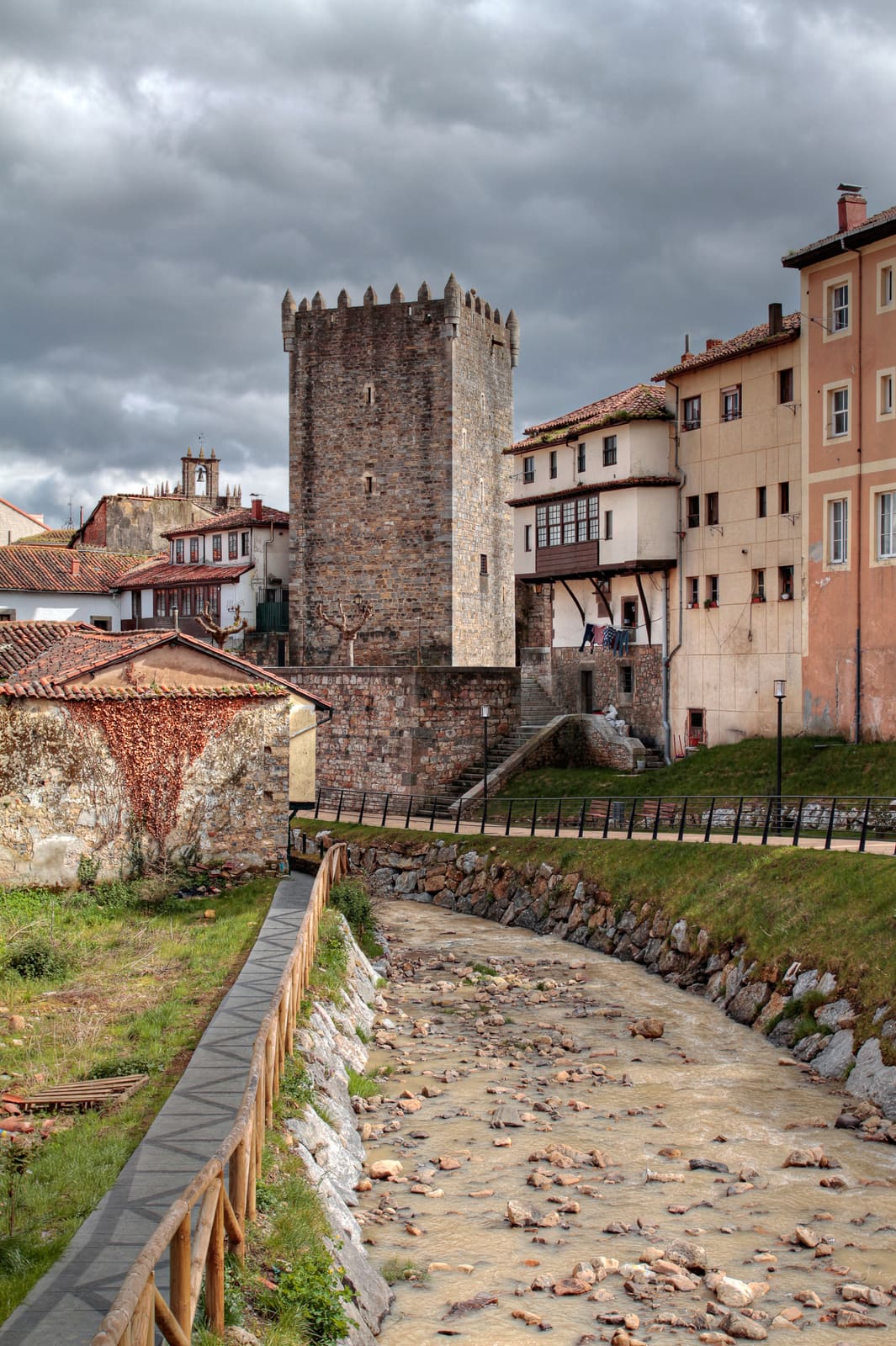Torre de los Valdés-Salas