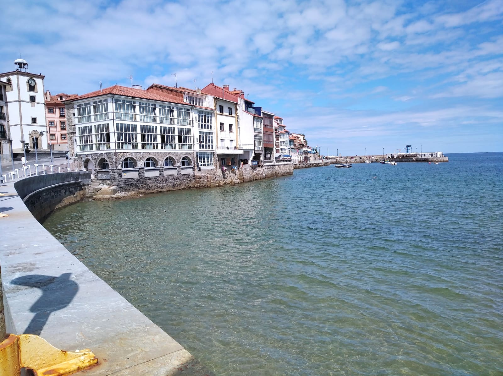 Casco histórico y puerto pesquero de Luanco