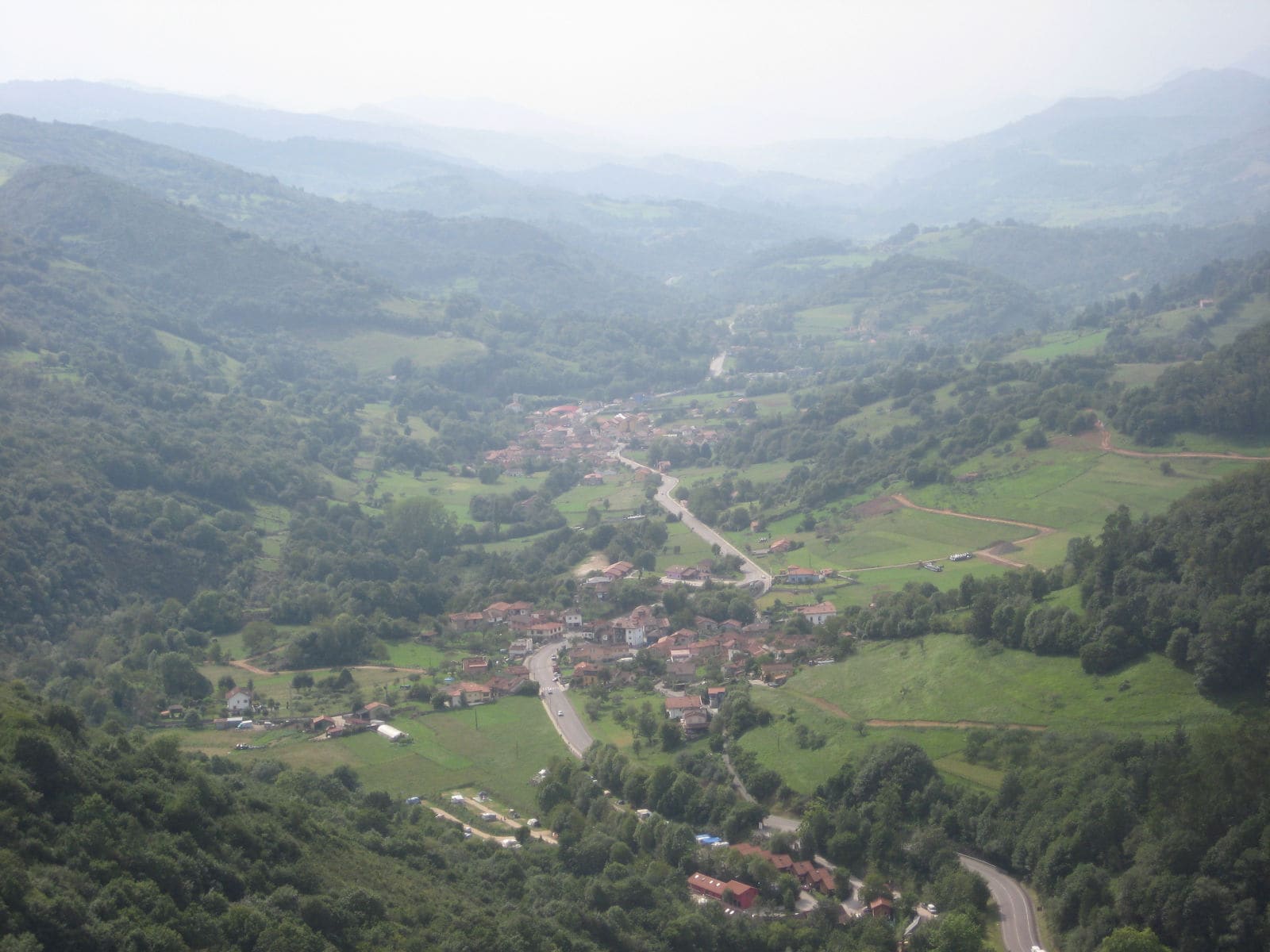 Centro de Interpretación de la Fauna Glacial de Avín