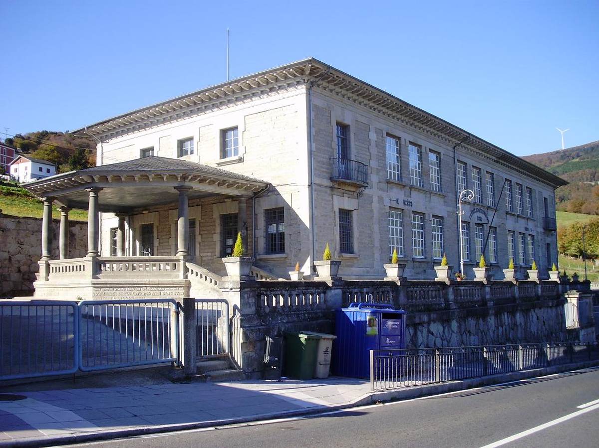 Centro de Interpretación de la Emigración e Instrucción Pública