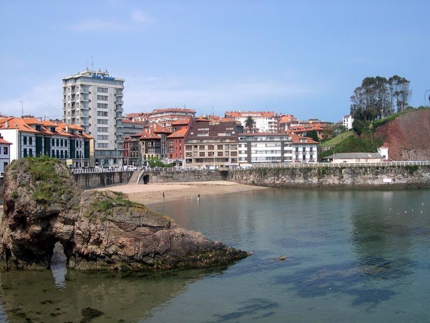 Playa de Candás / La Pregona 