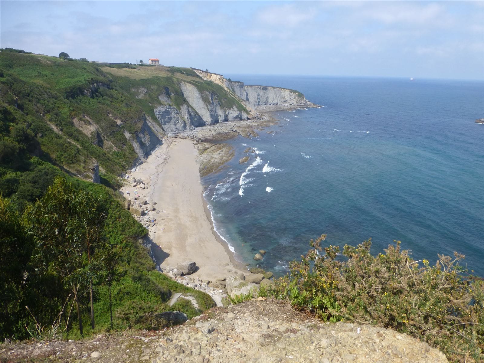 Playa de Cagonera y Serín 