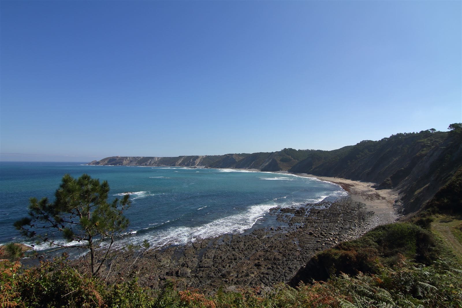 Playa de Vallina / Del Gallo 